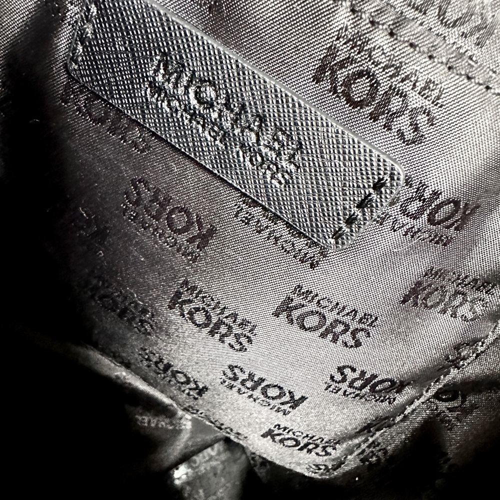 Michael Kors Black Saffiano Leather Shoulder Tote | Gold Hardware - Picture 6 of 16